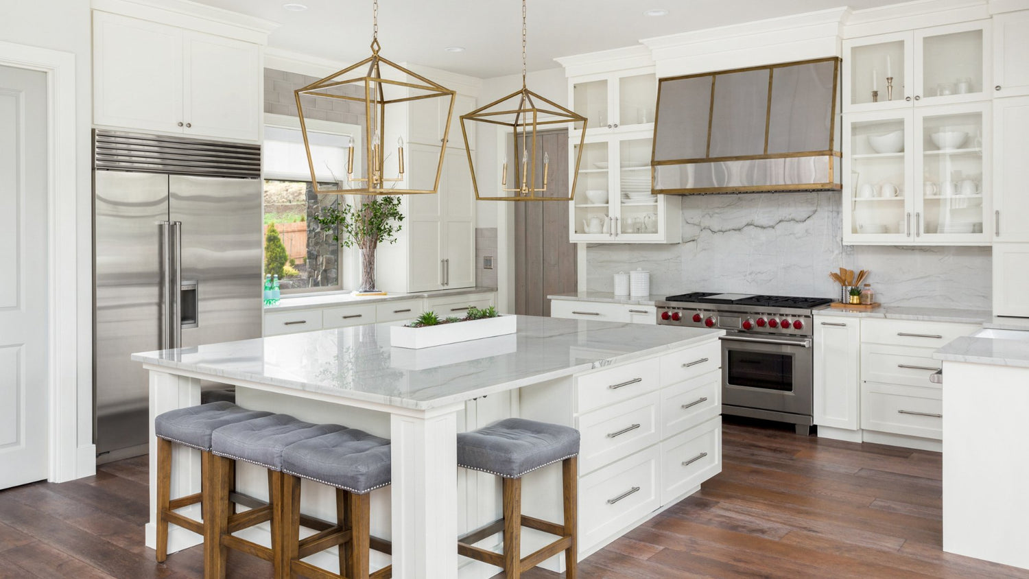 Kitchen & Dinning