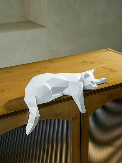 Noir Form — Sculptural Cat Object
