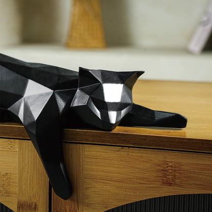 Noir Form — Sculptural Cat Object