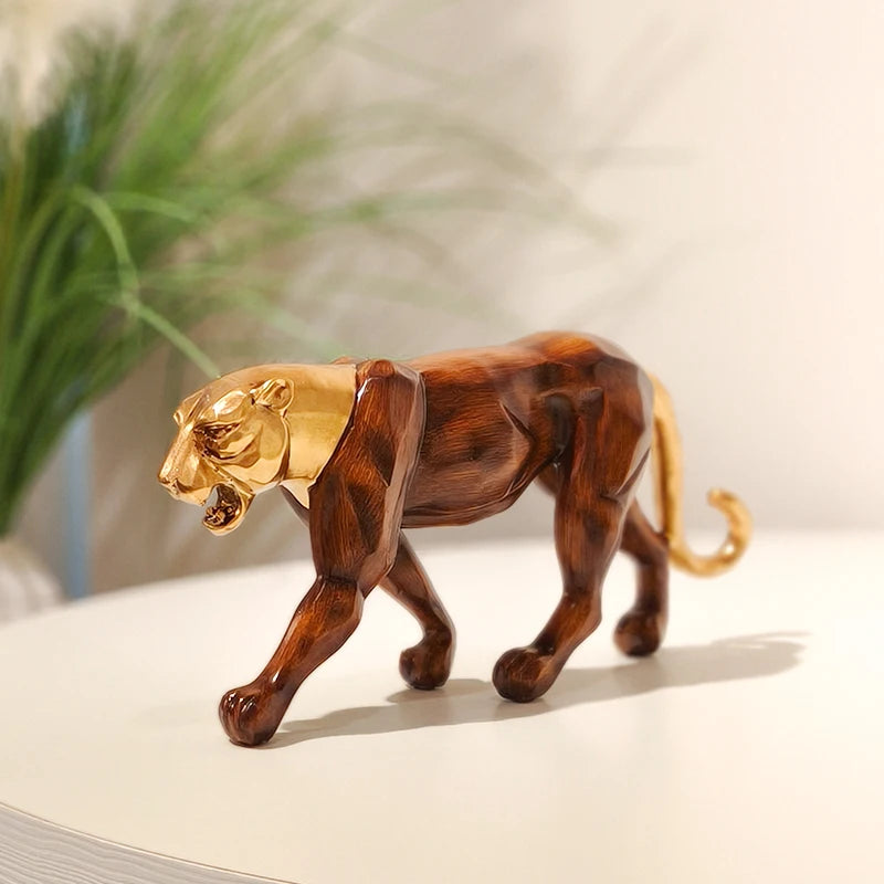 Golden Wood-Grain Leopard Sculpture — Resin Artifact