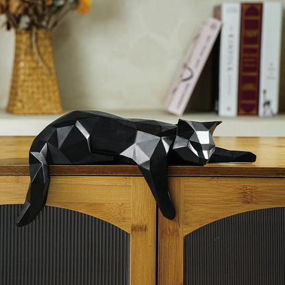 Noir Form — Sculptural Cat Object