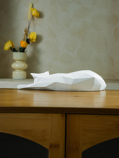 Noir Form — Sculptural Cat Object